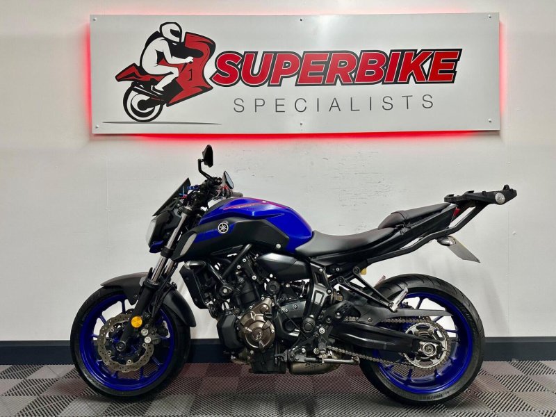 YAMAHA MT-07