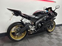 YAMAHA R6