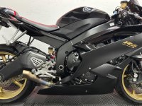 YAMAHA R6