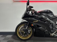 YAMAHA R6