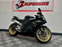 YAMAHA R6