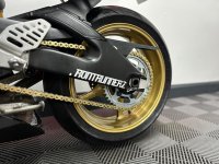 YAMAHA R6