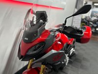 BMW F900XR
