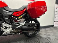 BMW F900XR