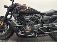 HARLEY-DAVIDSON Sportster