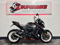 SUZUKI GSX-S1000