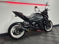 SUZUKI GSX-S1000