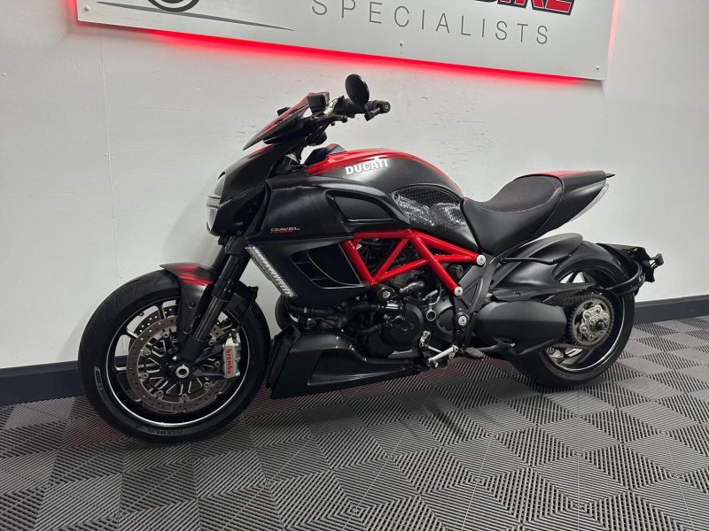 DUCATI DIAVEL