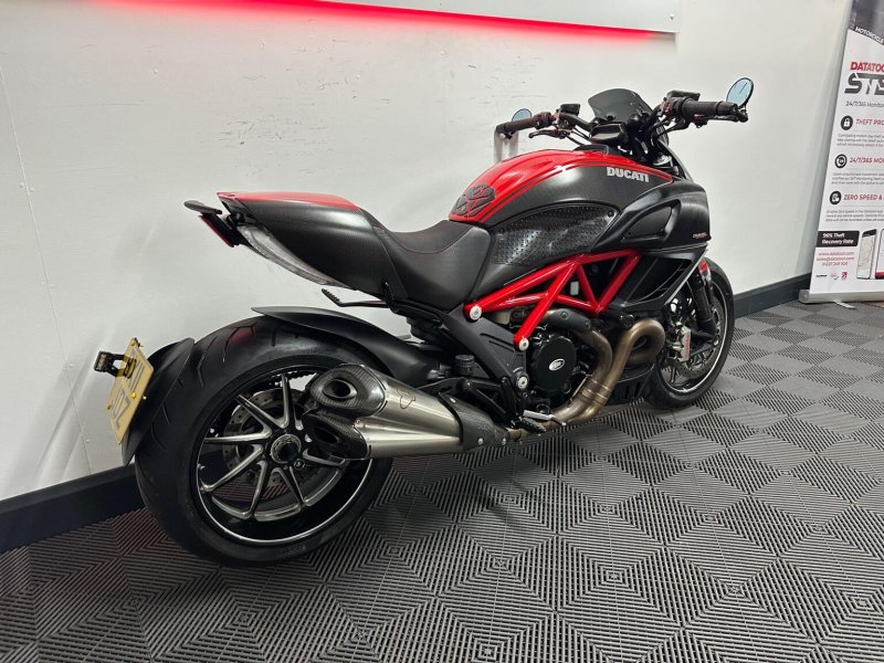 DUCATI DIAVEL