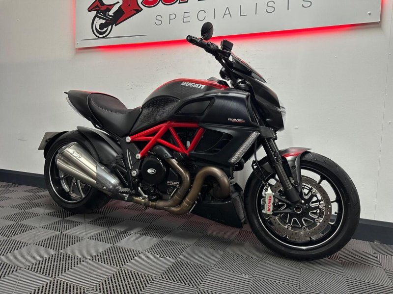 DUCATI DIAVEL