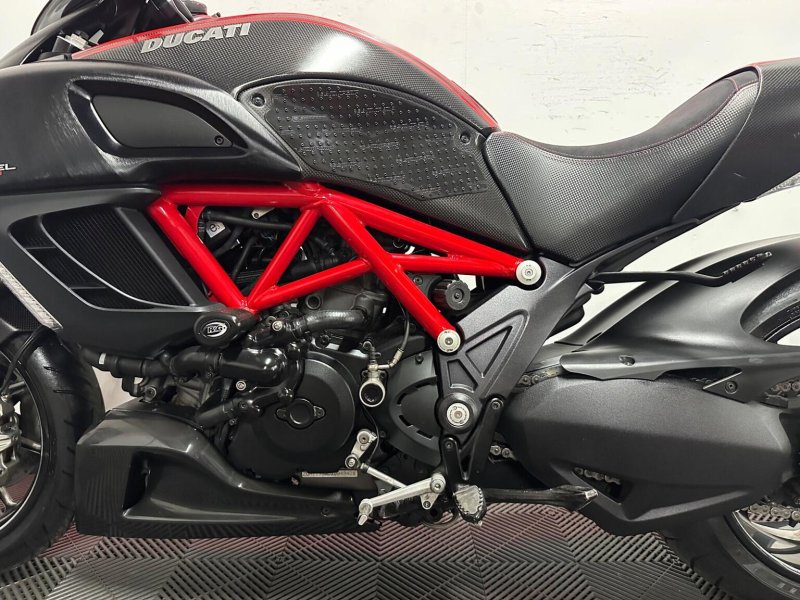 DUCATI DIAVEL