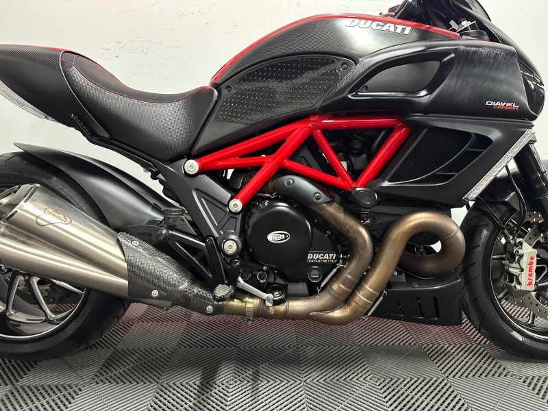 DUCATI DIAVEL