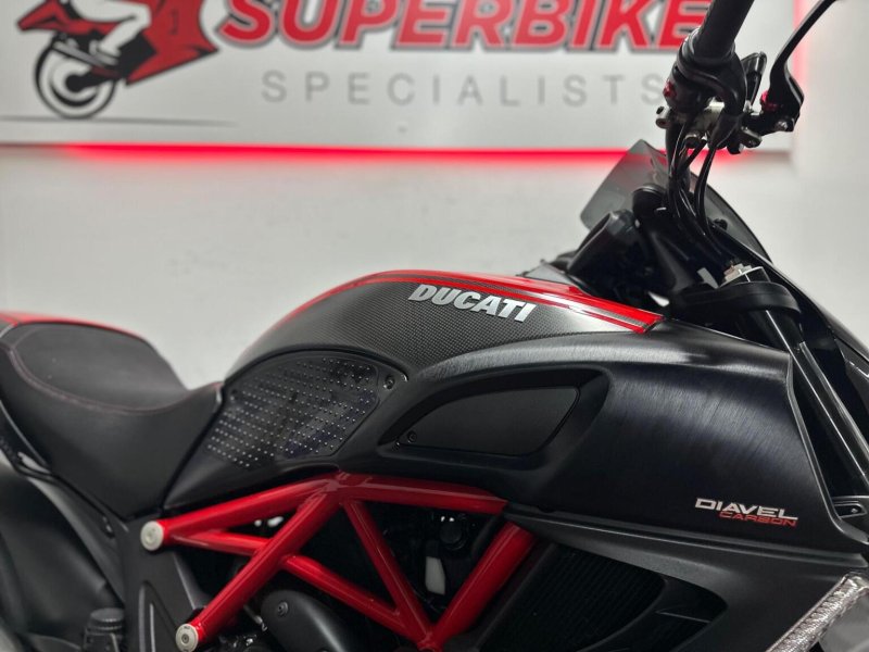 DUCATI DIAVEL