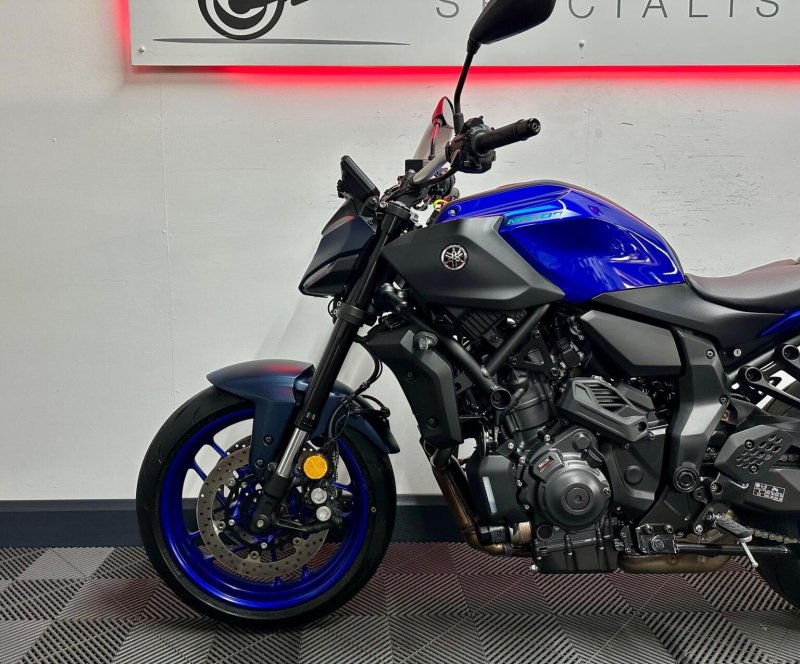 YAMAHA MT-07