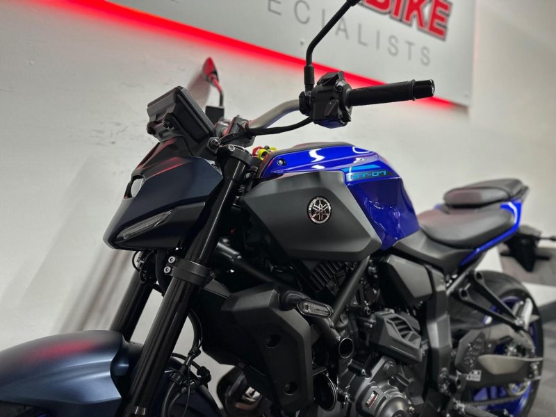 YAMAHA MT-07