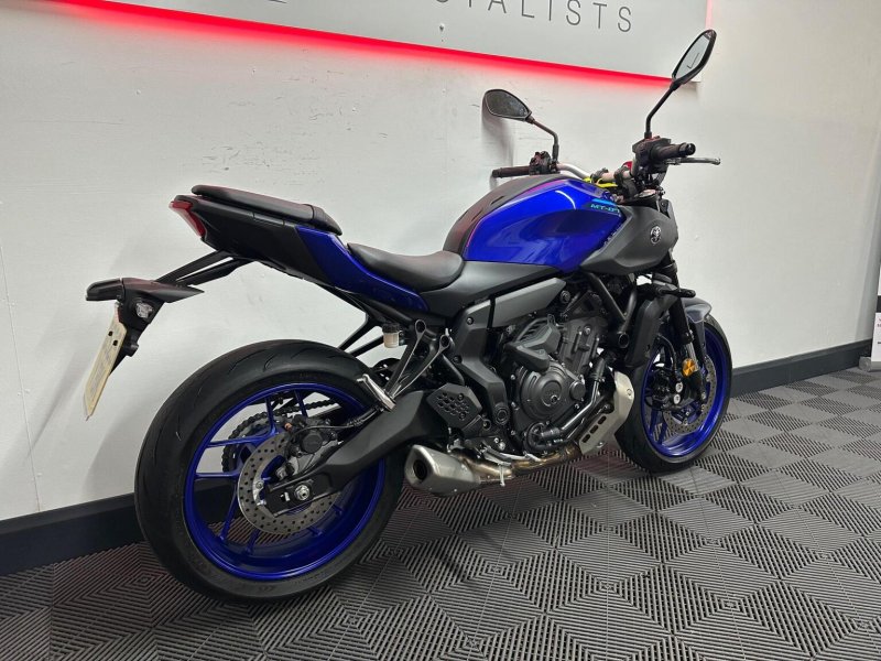 YAMAHA MT-07