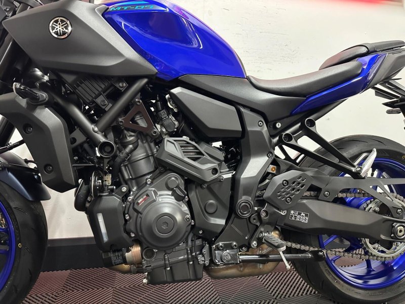 YAMAHA MT-07