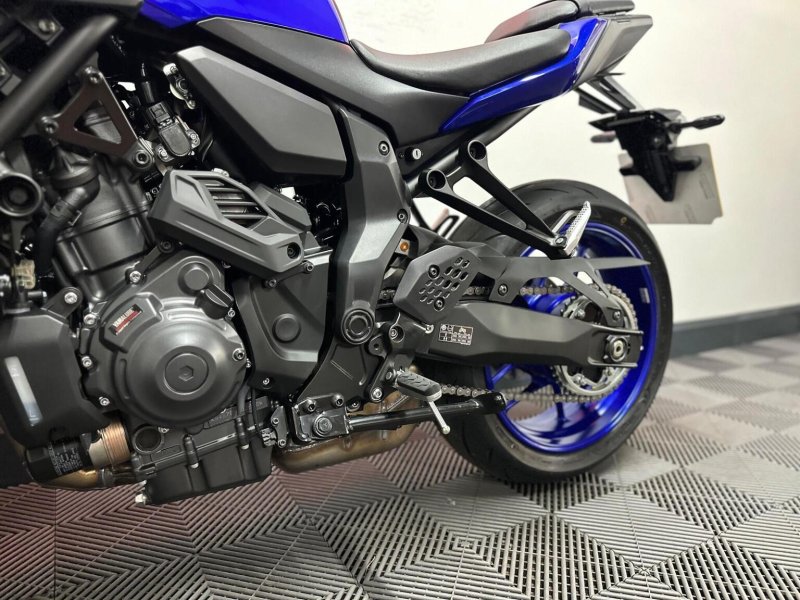YAMAHA MT-07