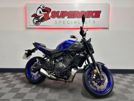 YAMAHA