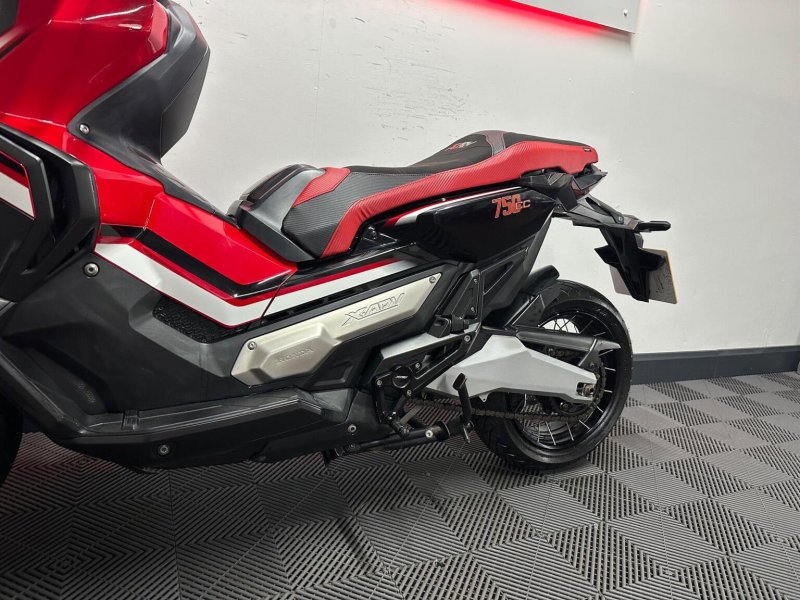 HONDA X-ADV