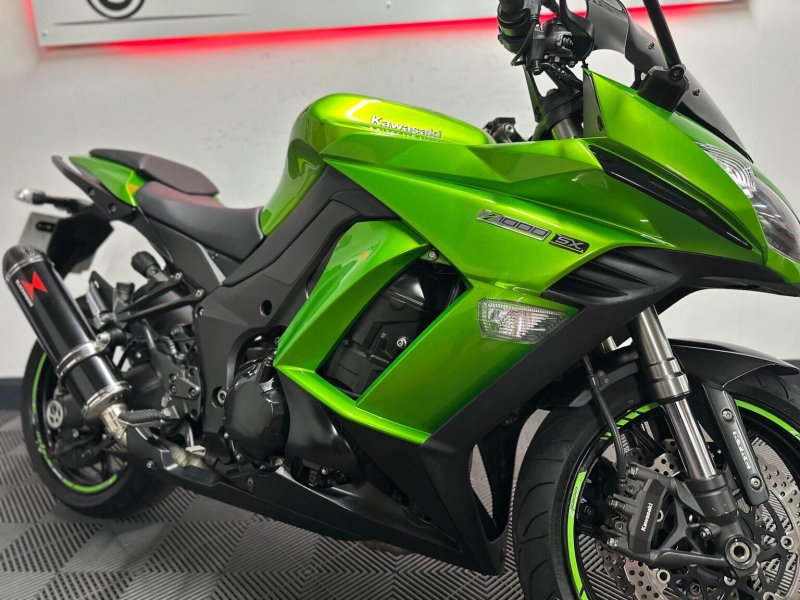 KAWASAKI Z1000