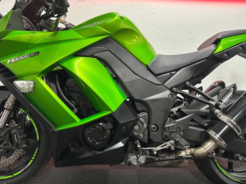 KAWASAKI Z1000