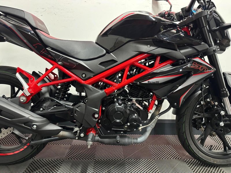 BENELLI BN