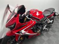 HONDA CBR650R