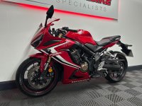 HONDA CBR650R