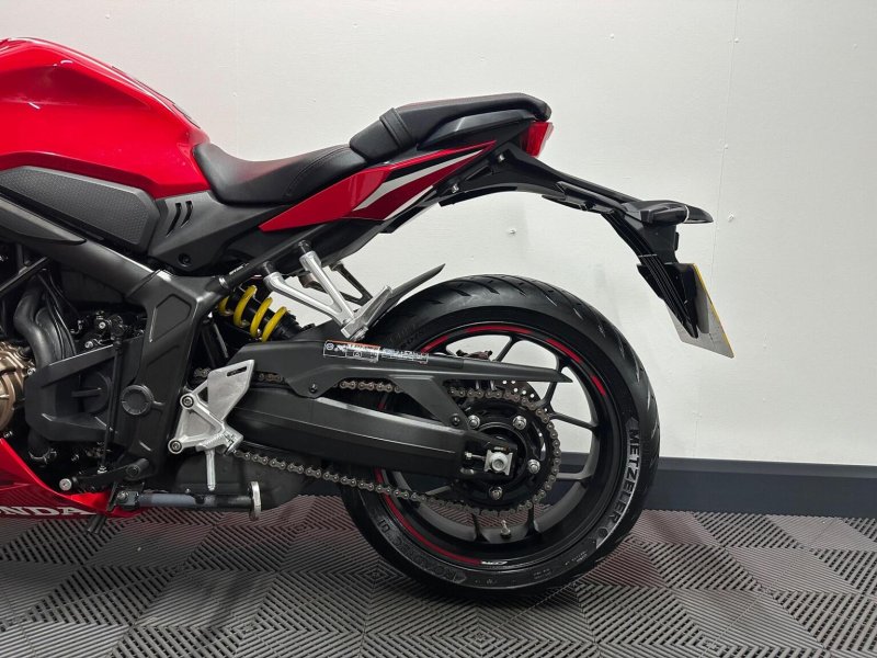 HONDA CBR650R