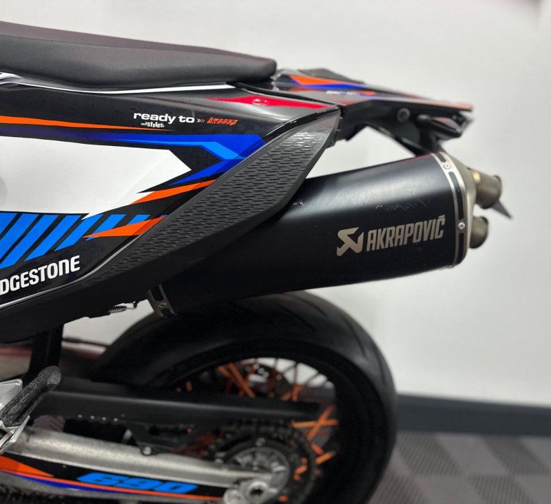 KTM 690 SMC R