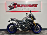 YAMAHA MT-09