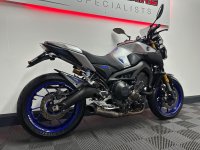 YAMAHA MT-09