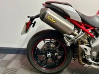 TRIUMPH SPEED TRIPLE 1050