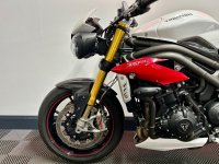 TRIUMPH SPEED TRIPLE 1050