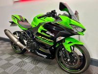 KAWASAKI Ninja 400