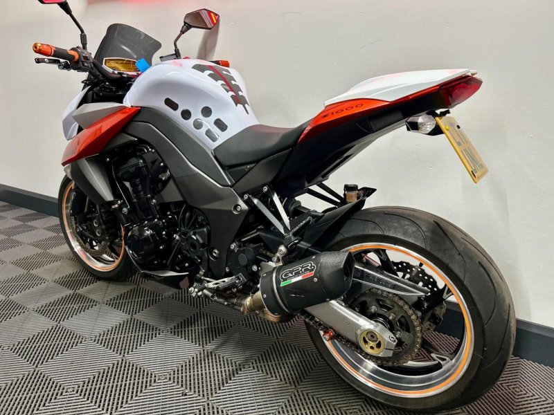 KAWASAKI Z1000