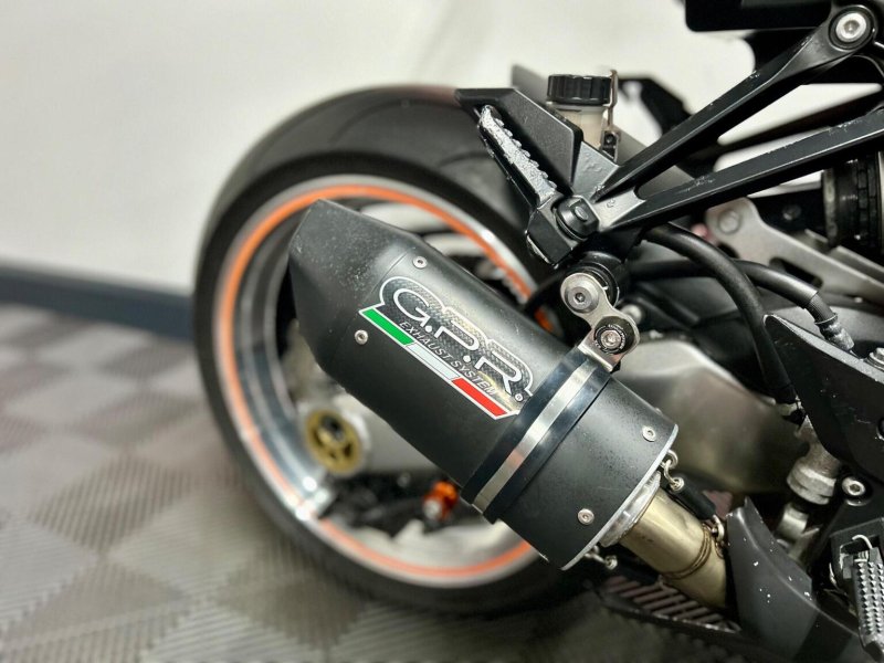 KAWASAKI Z1000