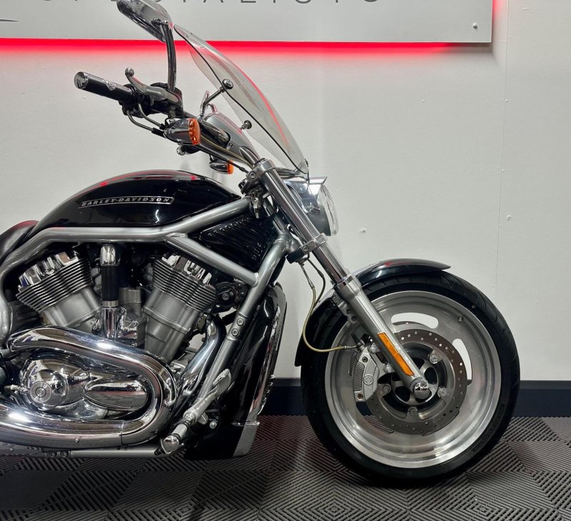HARLEY-DAVIDSON 