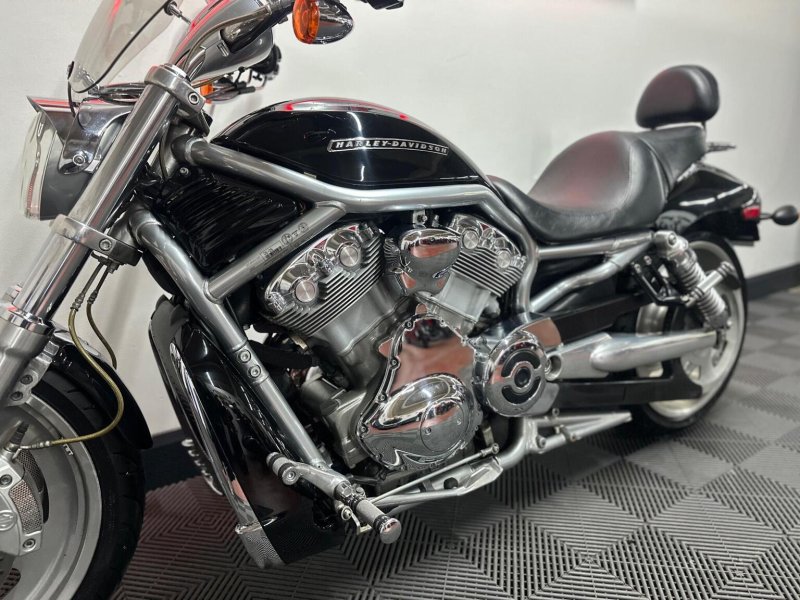 HARLEY-DAVIDSON 