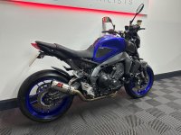 YAMAHA MT-09