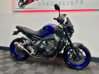 YAMAHA MT-09