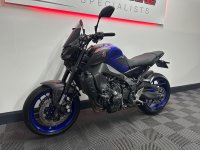 YAMAHA MT-09
