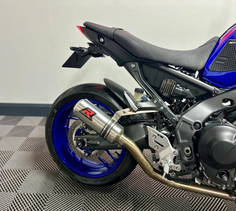 YAMAHA MT-09