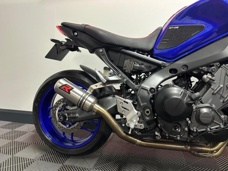 YAMAHA MT-09
