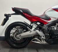HONDA CBR650F