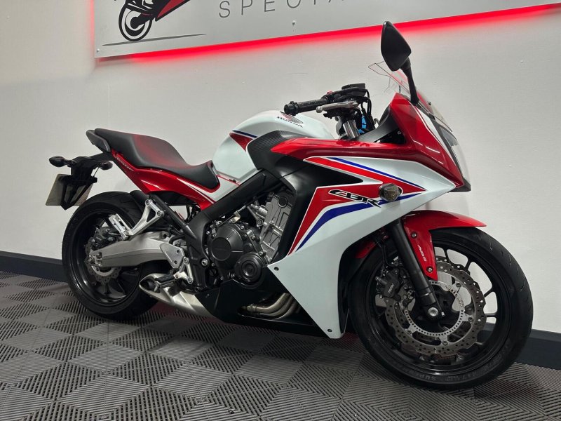 HONDA CBR650F