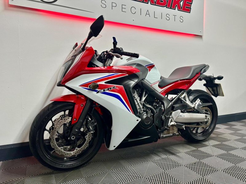 HONDA CBR650F