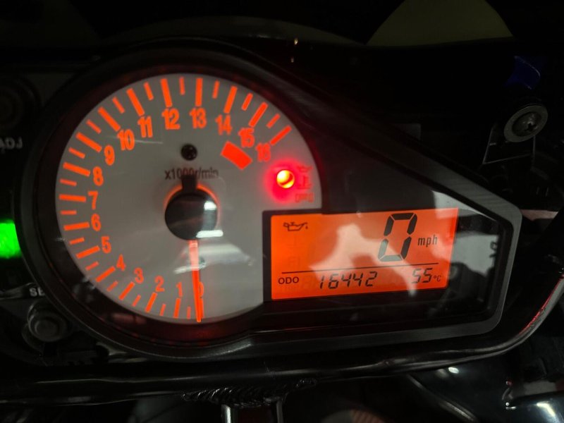 SUZUKI GSXR600