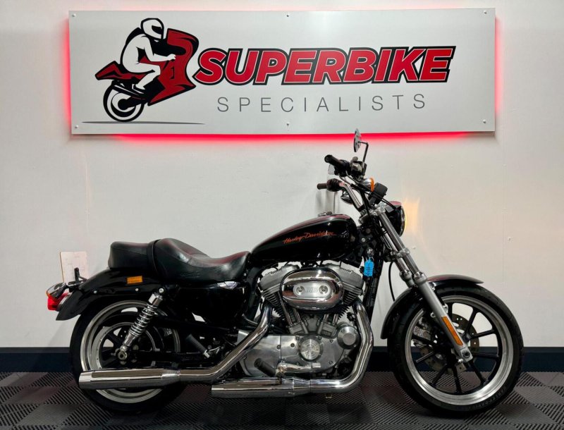 HARLEY-DAVIDSON Sportster
